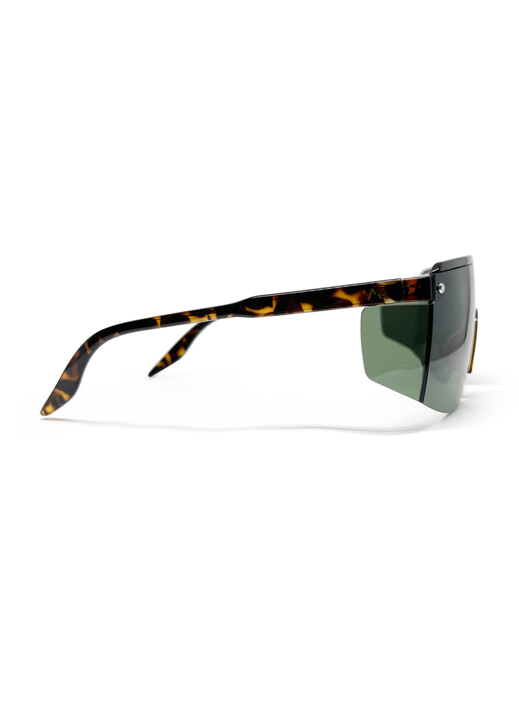 Broad M Brown Tortoise with Green Lenses
